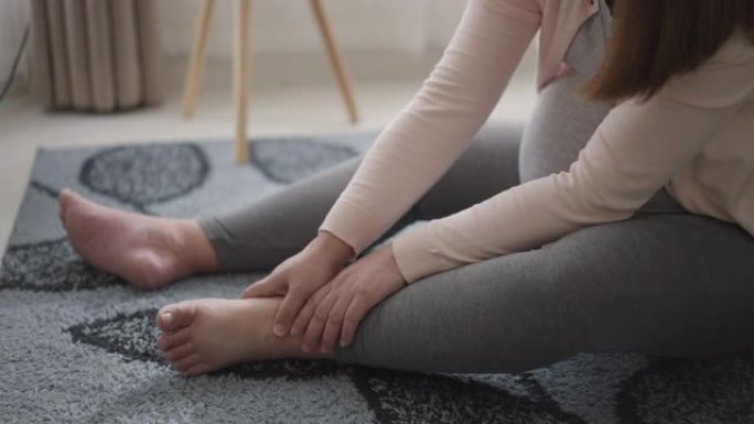 孕妇疼痛背痛和足部按摩自己