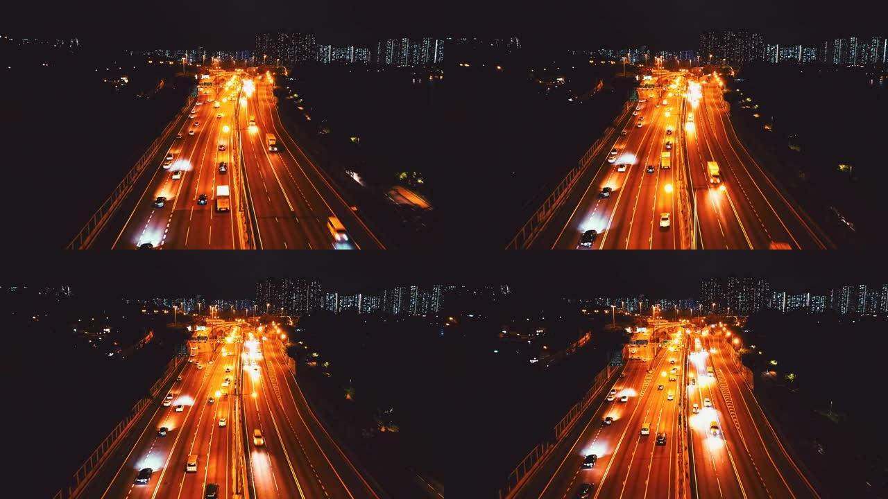 高峰时段立交桥和城市交通的鸟瞰图