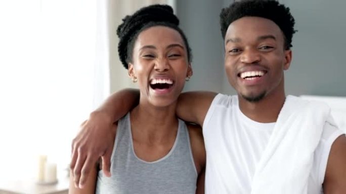 锻炼，非洲夫妇和运动后黑人妇女和男人的幸福微笑。训练，运动和健康的伴侣的幸福肖像与健身，爱和健康的心