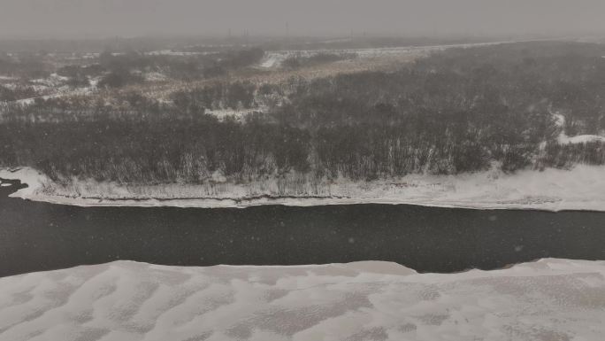 春分不冻河风雪交加