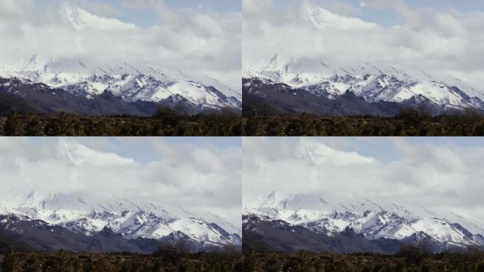 位于南美洲阿根廷和智利边境的拉宁火山。