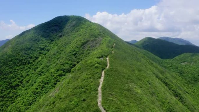 美丽的风景。双子山的自然风光