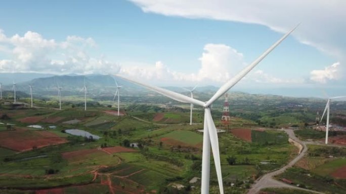 山上风力发电机替代能源的航拍