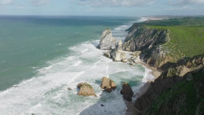 葡萄牙，Cabo da Roca的大西洋海岸无人机视图。夏日