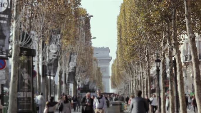 在法国巴黎第八区的凯旋门和香榭丽舍大街 (Avenue des Champs-é lys é es)