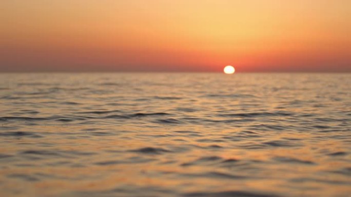 WS宁静的日落在海洋上，亚得里亚海，克罗地亚