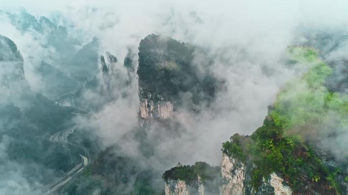 矮寨大桥德夯大峡谷云海航拍12