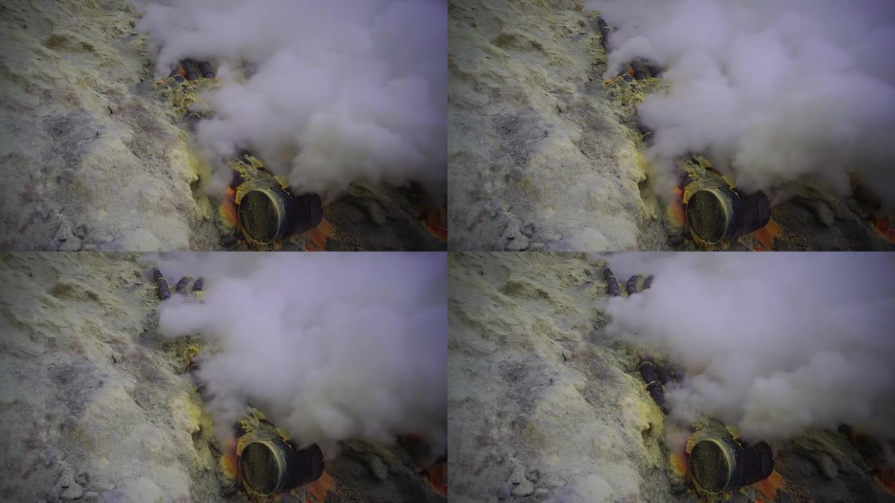 4K，Kawah Ijen的硫磺烟雾，Indenesia的Vocalno。