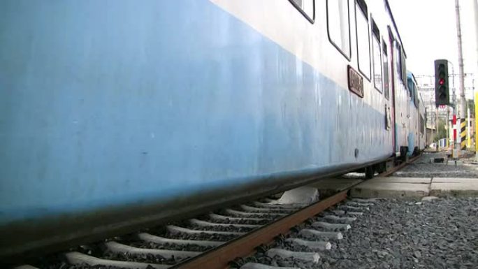 重型列车通行证、摇晃平台和摄像头