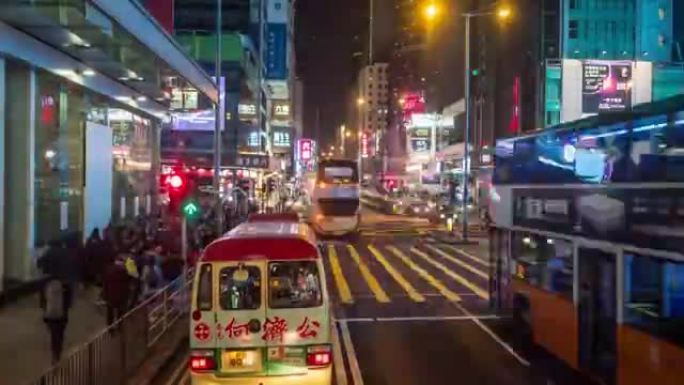POI Hyperlapse乘公共汽车旅行，香港街夜间驾驶