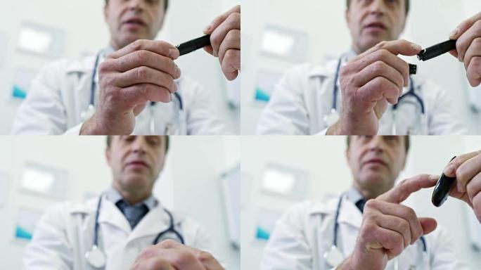 医生解释如何使用血糖仪