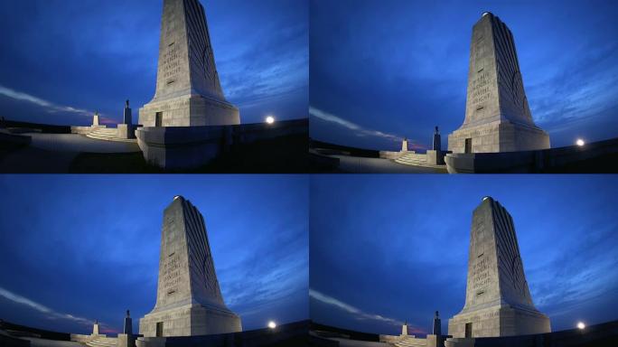 黄昏时的莱特兄弟国家纪念碑