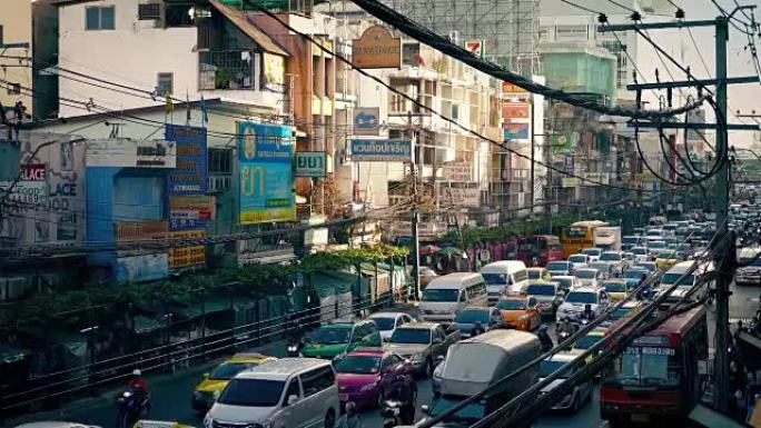 泰国曼谷的高峰时间交通