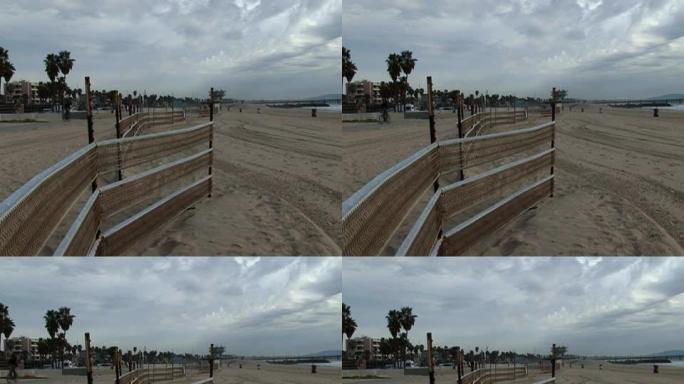 洛杉矶：海滩围栏和自行车运动员