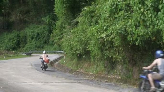 著名的胡志明路上的摩托车骑手