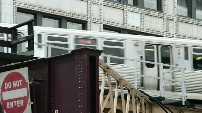 芝加哥El Train