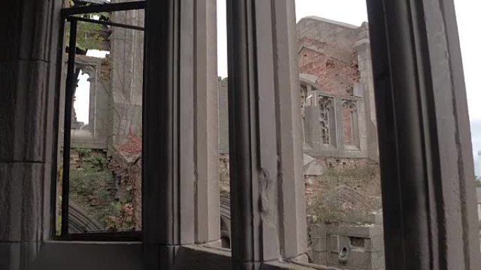 FPV: 透过窗户看城市卫理公会教堂倒塌的庇护所
