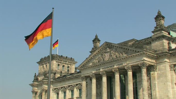 柏林国会大厦-带旗帜