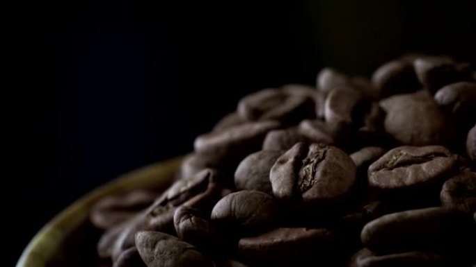 转盘上的4k咖啡豆