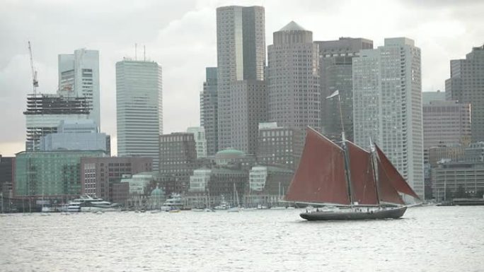 波士顿港的帆船