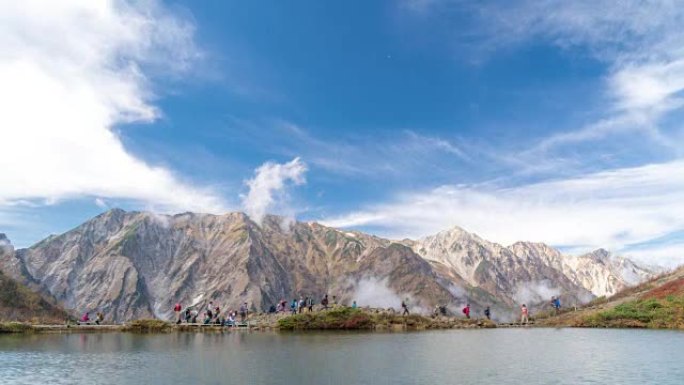 延时: 白场山脉与秋红长野日本