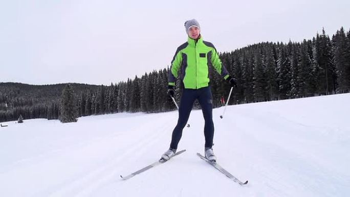 HD：越野滑雪的年轻人