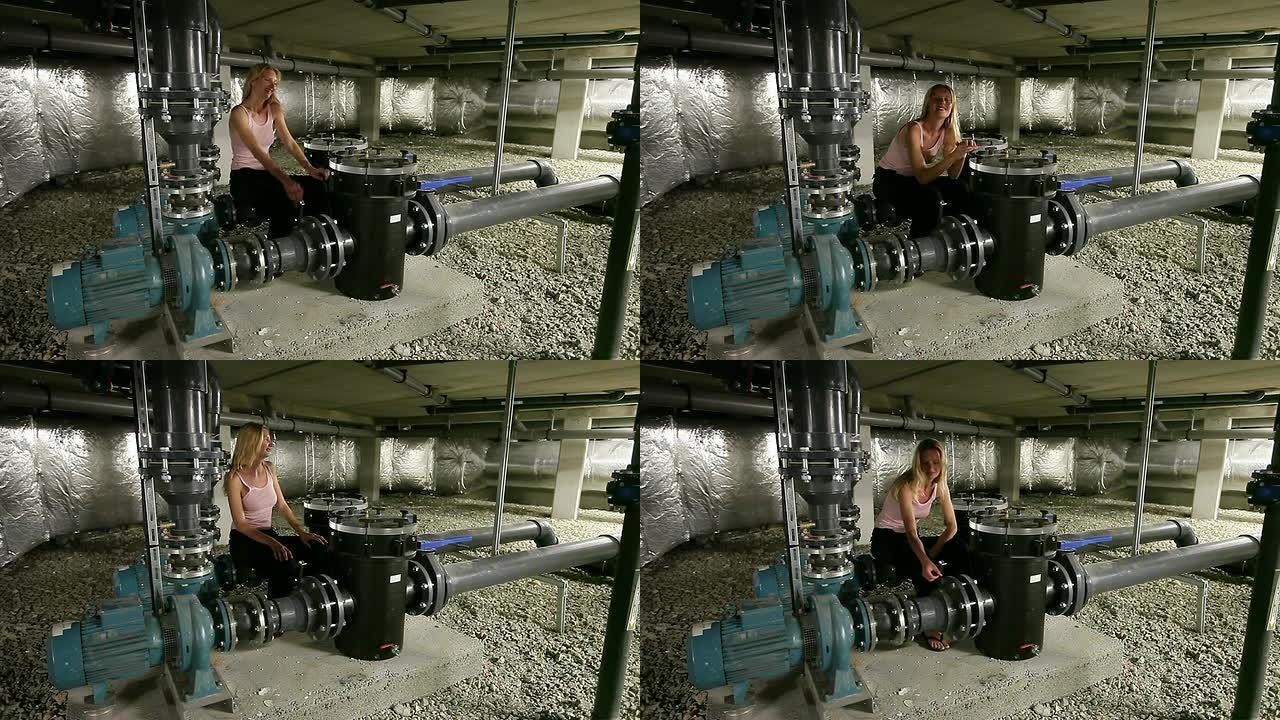 奇怪的工程师在水泵间放松时愉快地思考
