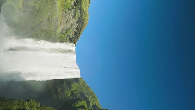 冰岛的Skogafoss瀑布