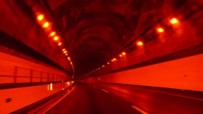 在日本东北地区的隧道中行驶的4k镜头
