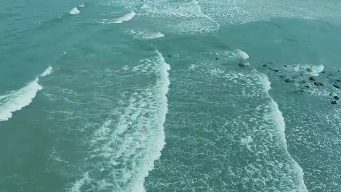 鸟瞰图: 海水表面