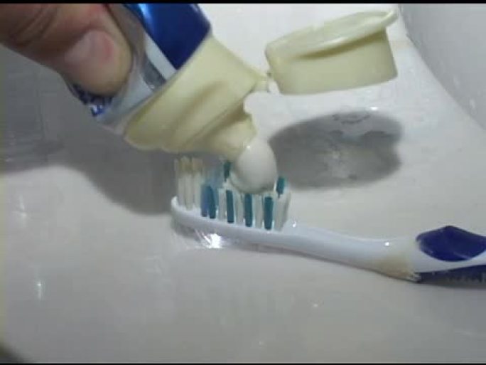 牙刷牙刷牙膏
