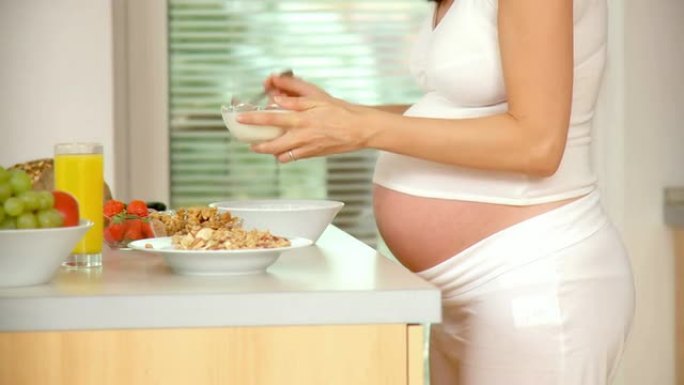 高清: 怀孕和食物