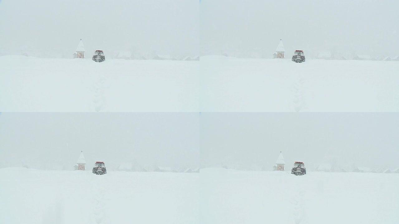 HD：降雪中的拖拉机