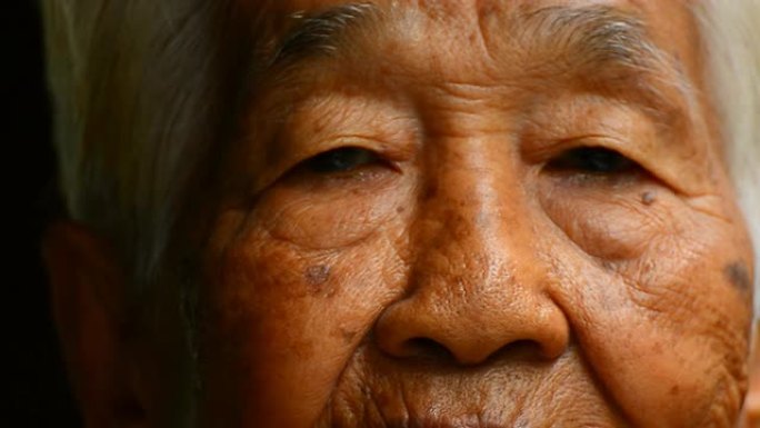 资深亚洲女性资深亚洲女性老人