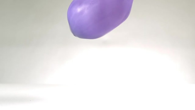 大紫水气球坠落