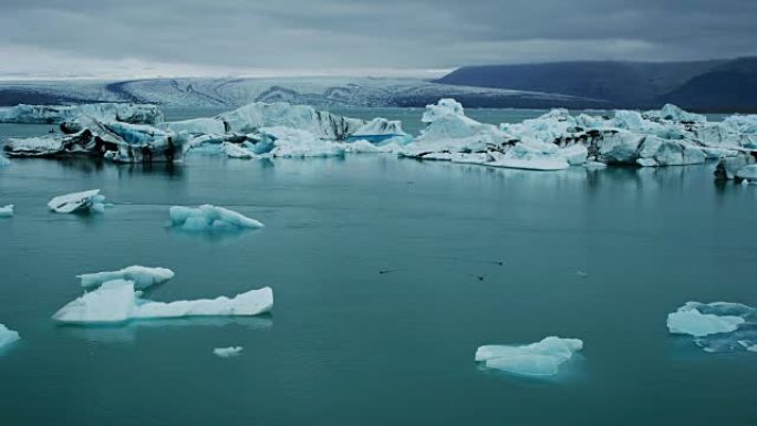 冰岛的j ö kuls á rl ó n冰川泻湖
