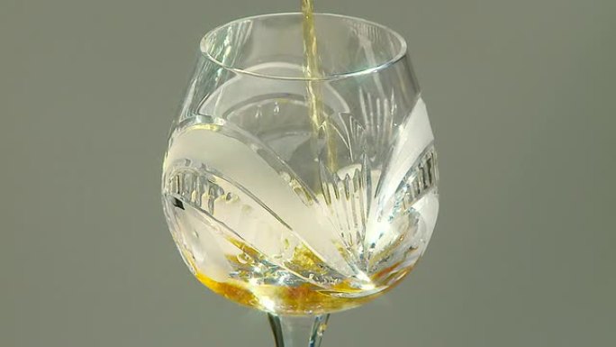 冰和威士忌入玻璃全高清24fps