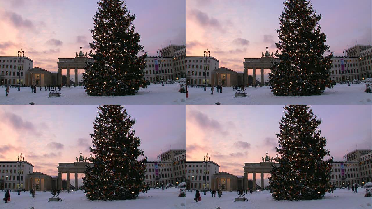 带圣诞树的勃兰登堡门-冬季