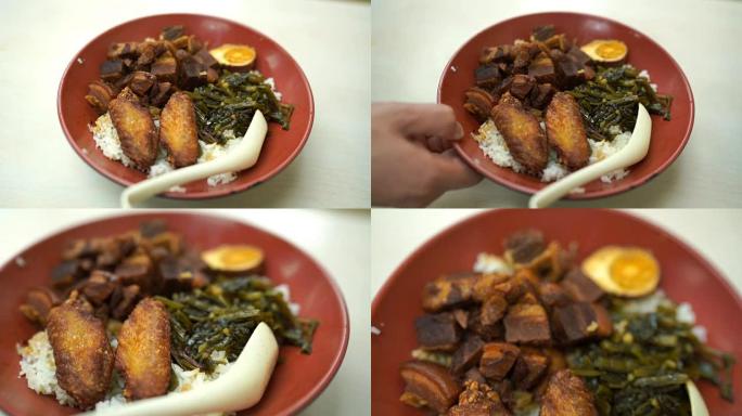供应香港菜的2张照片，蔬菜烤猪肉和米饭煮鸡蛋