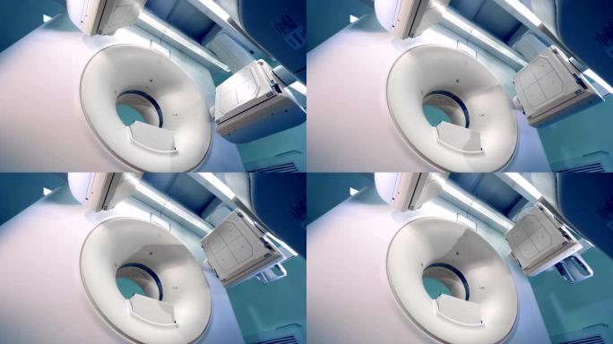 医院里的新医疗器械。诊疗室的断层扫描仪。