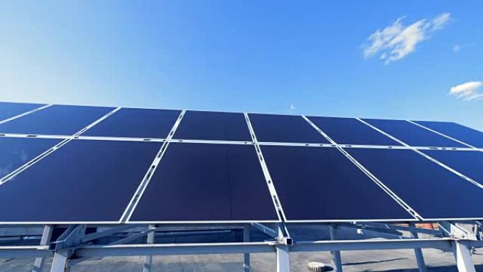 屋顶上的许多太阳能电池板。大太阳板收集阳光将其转化为能量。
