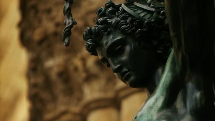 珀尔修斯和美杜莎的头，在佛罗伦萨