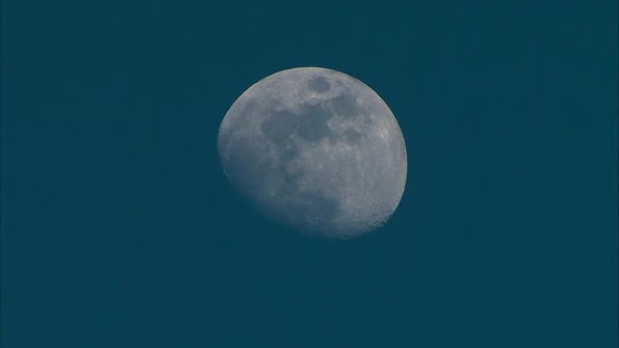 高清月亮特写夜黑上升明月光月球月圆夜