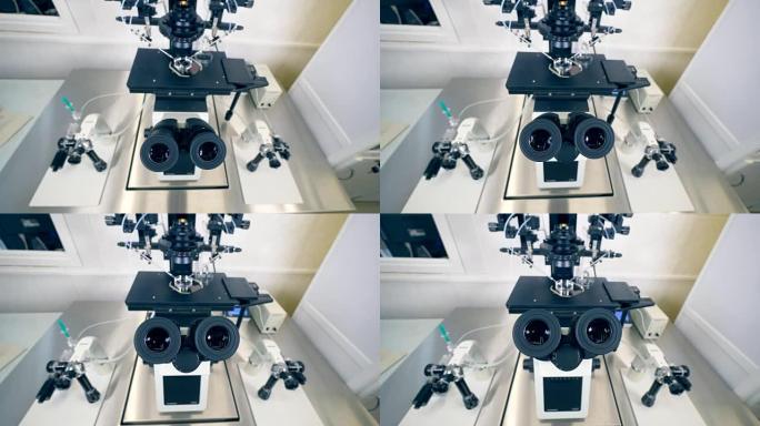 现代科学显微镜黑色目镜的前视图。