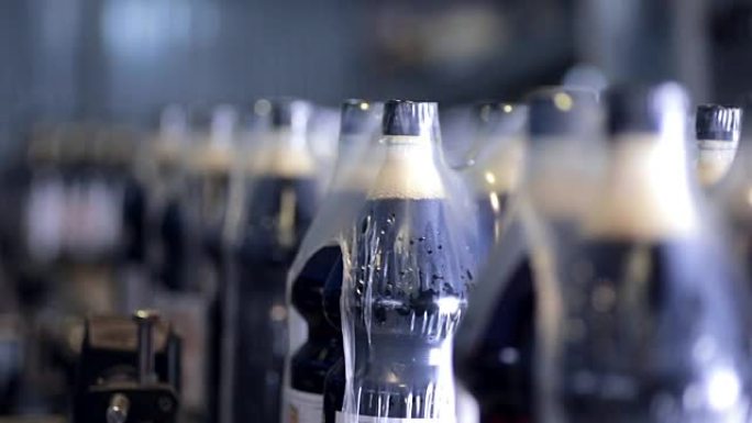 生产碳酸新鲜饮料的输送机