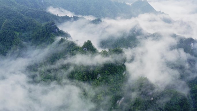 航拍山区雨后云雾4K