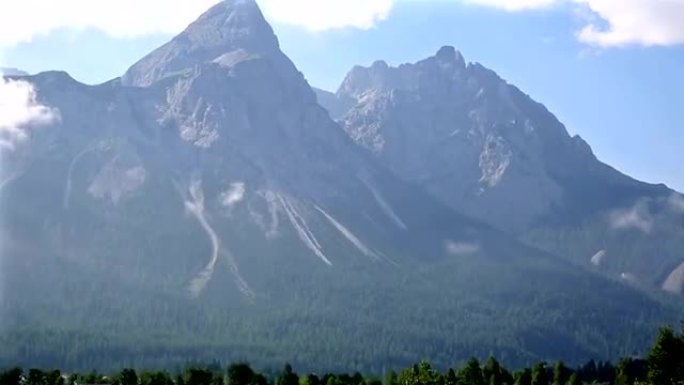 电影倾斜: 楚格峰阿尔卑斯山山脉景观德国顶部