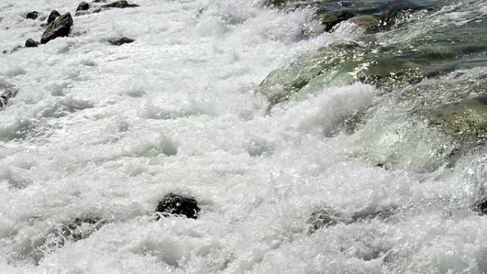 瀑布河纯净水流山泉水自来水花溪流瀑布山涧