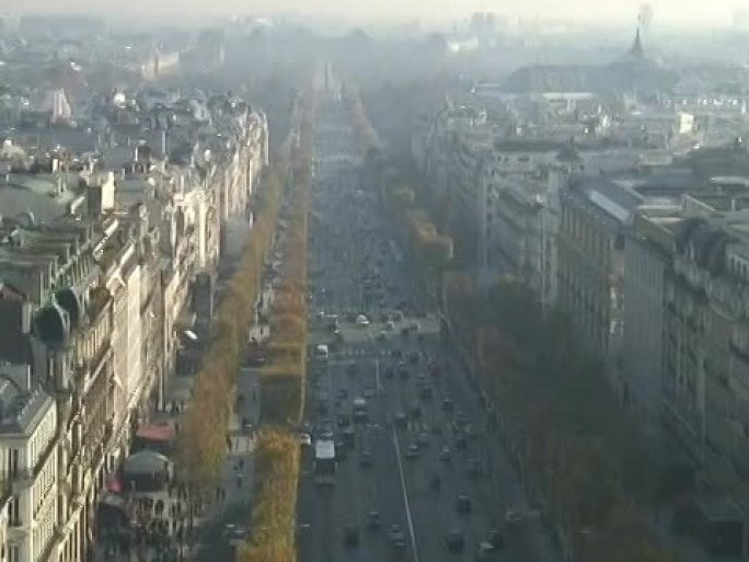 巴黎:香榭丽舍-Élysées向东朝着协和广场，向前推
