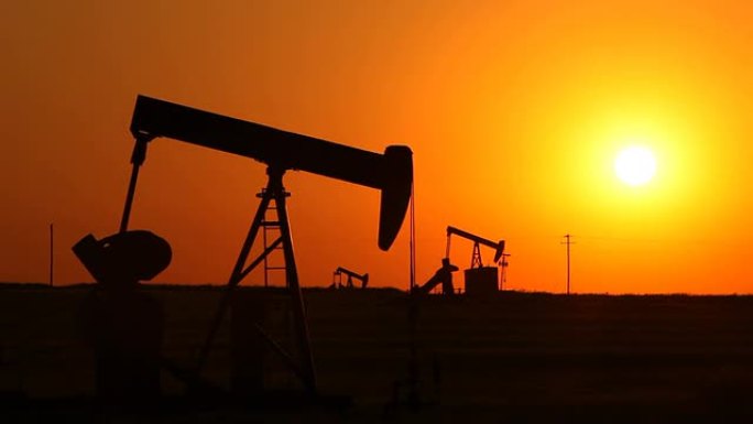日落和抽油井钻井平台采油勘探石油开采